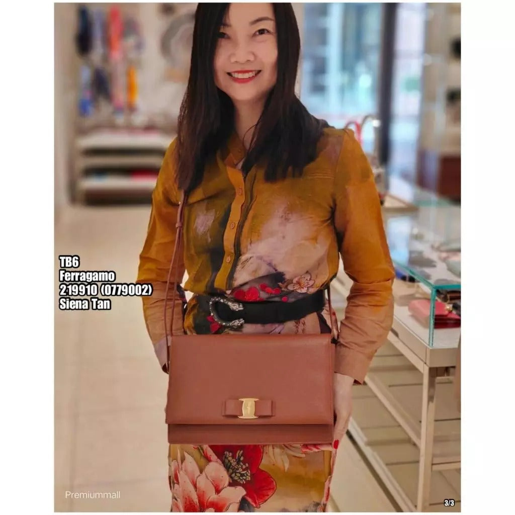 PRE-ORDER TB6 FERRAGAMO 219910 (0779002) BAG